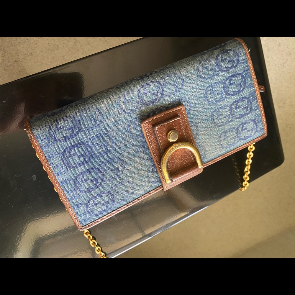 Gucci jean GG logo wallet/clutch added non Gucci chain . Long wallet